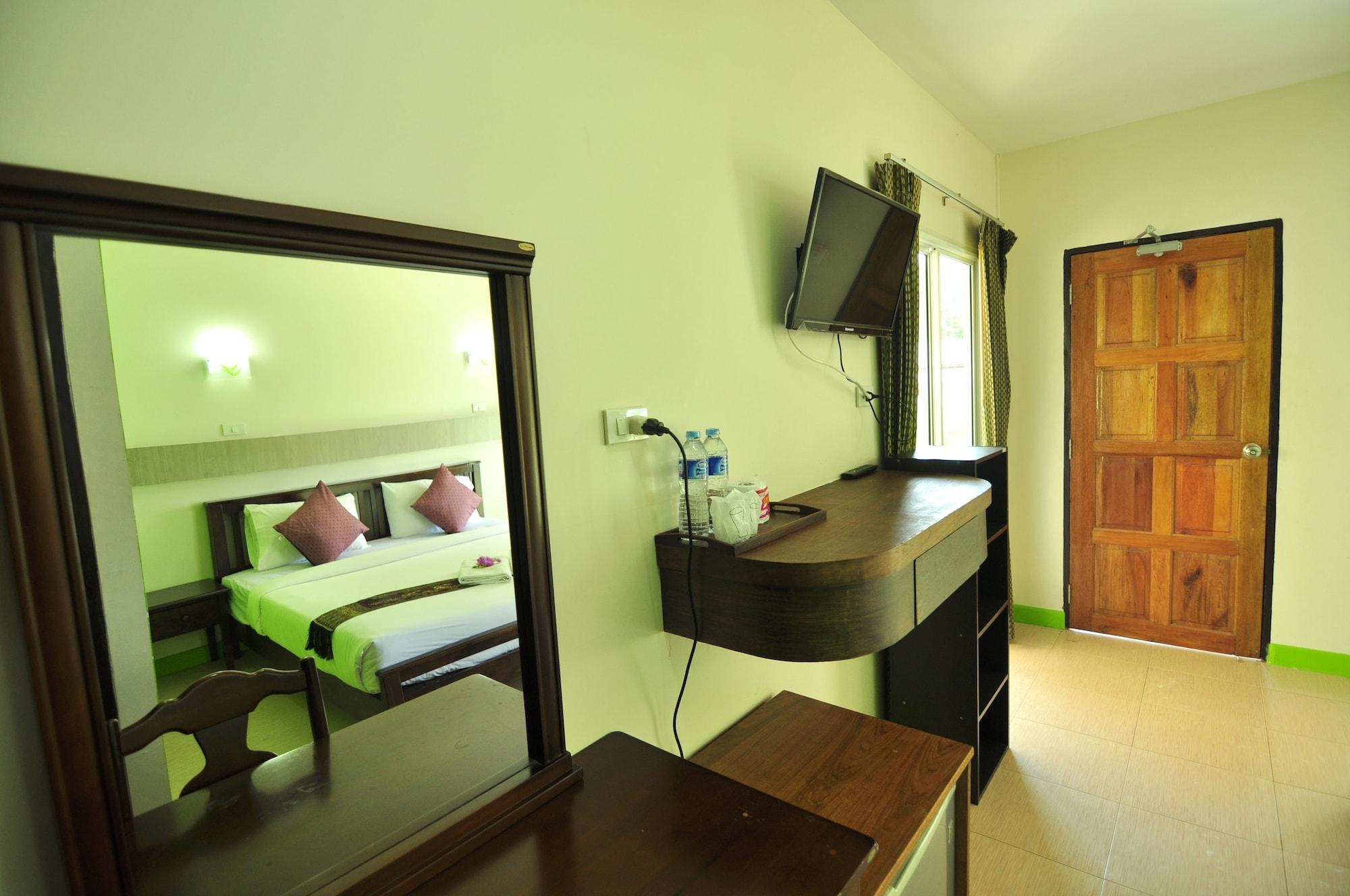 מלון Chongkhao Resort- Island