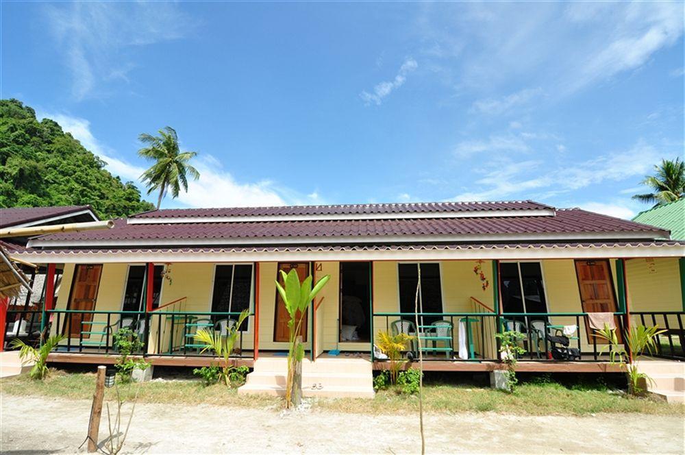 Chongkhao Resort- Island Phi Phi Don